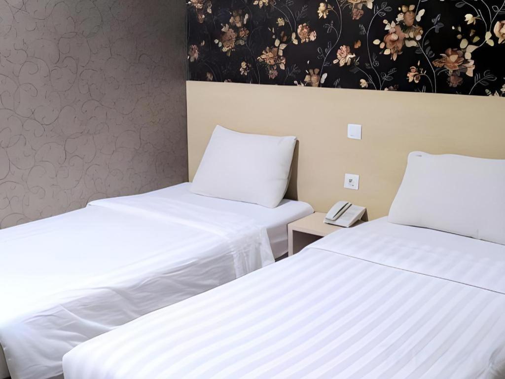 Mine Home Hotel By Sovia Bandung Exterior photo